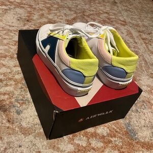 AIRWALK ALYA4